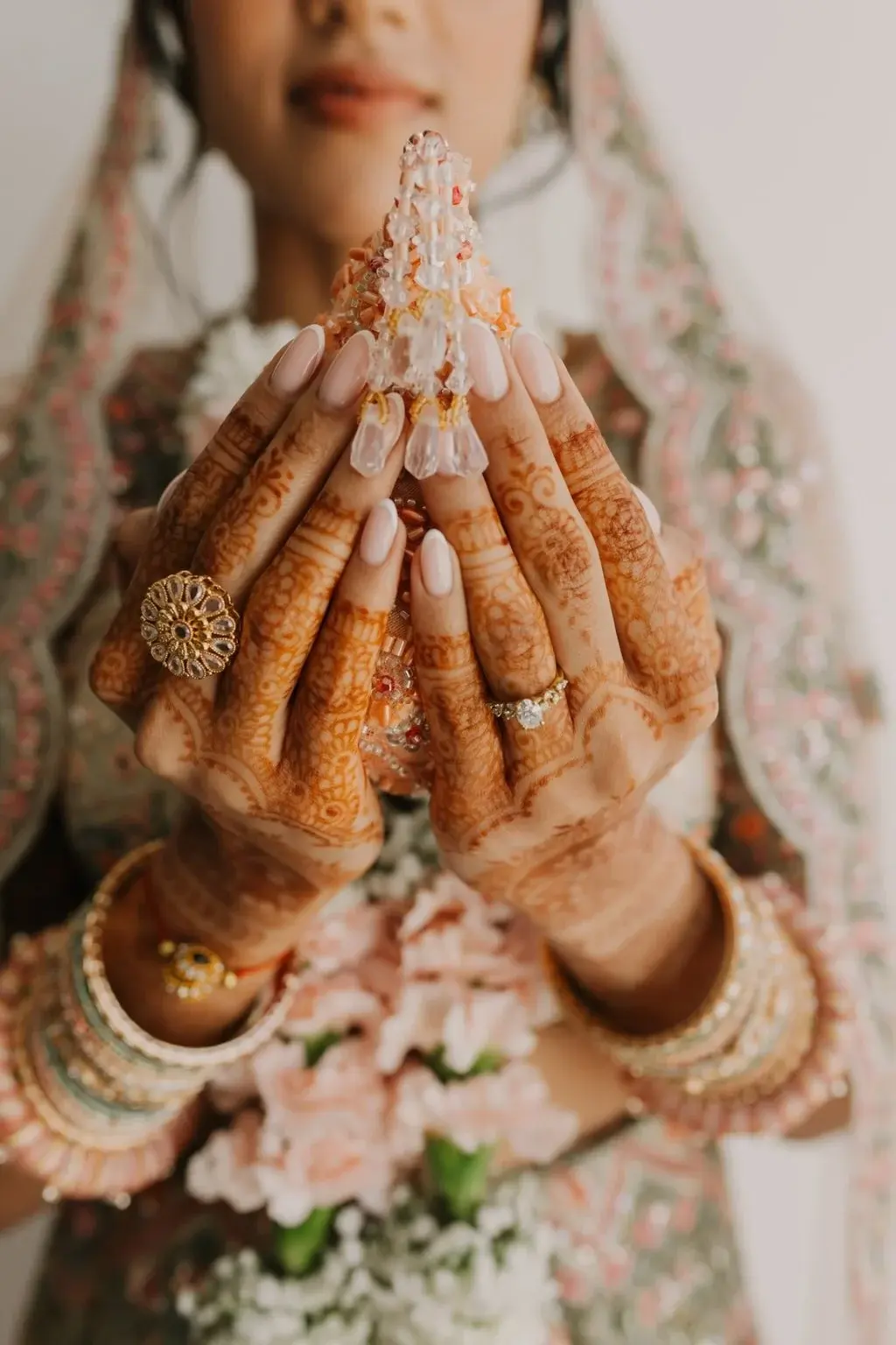 Bridal henna with coconut